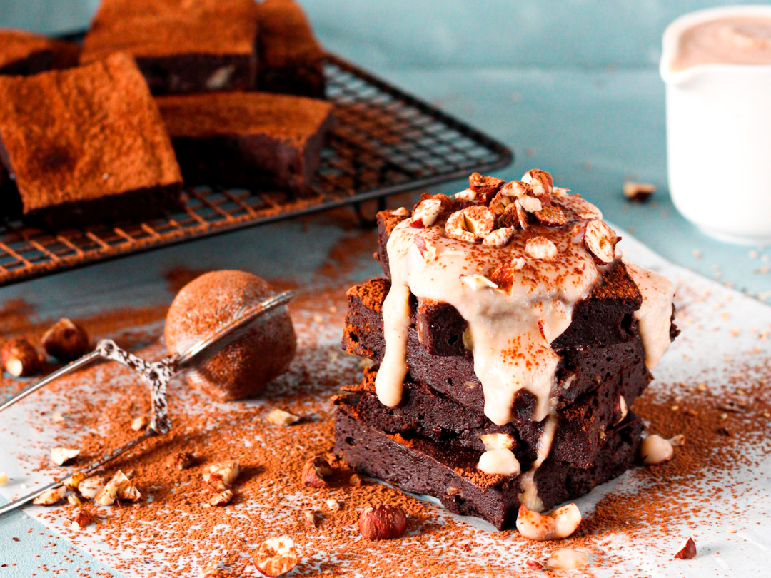 Brownie de Cacau com Abacate Saudável