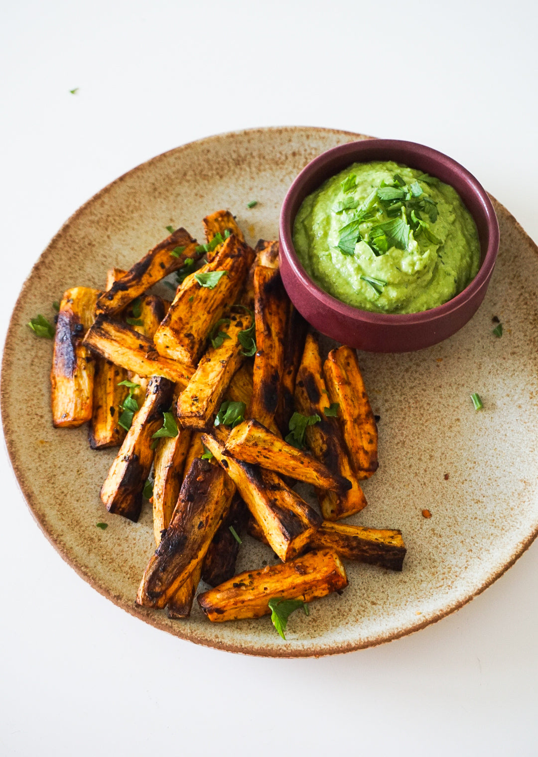 Batata-doce com molho de abacate